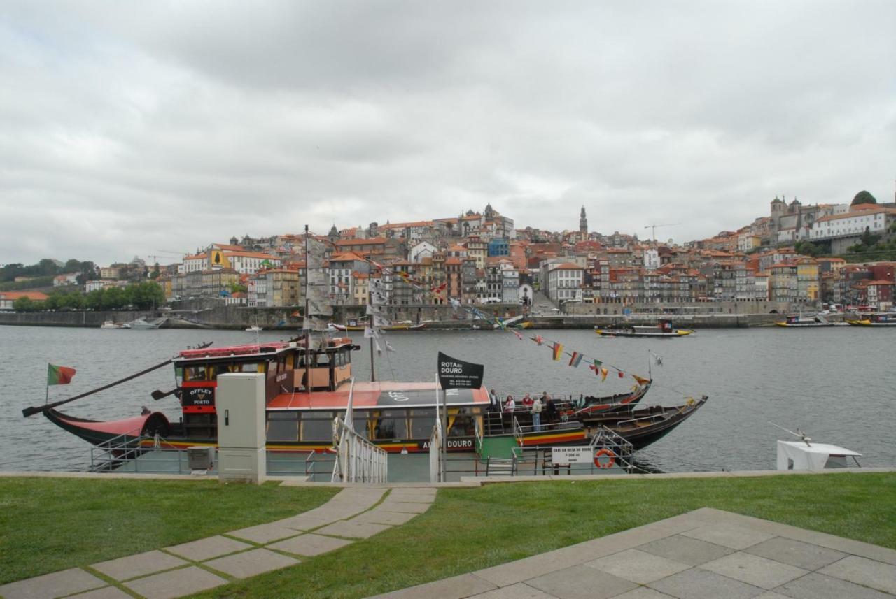 Porto Sea Front Apartment ลาฟรา ภายนอก รูปภาพ